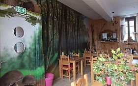 Le Sapin Rouge - Restaurant - Bar - Chambres D'Hotes